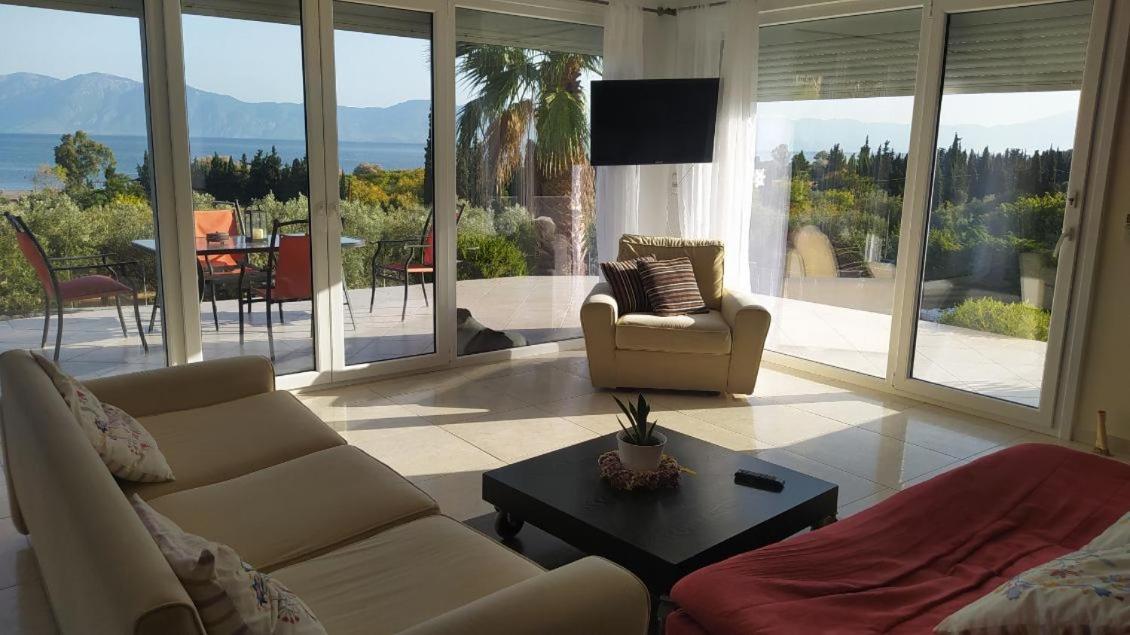 View Διαμερισμα Villa Loukissia Exterior photo